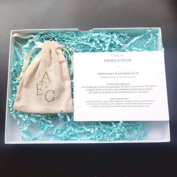 Textured Petal Circle Earrings - Designed in France - Picture 4 of 8